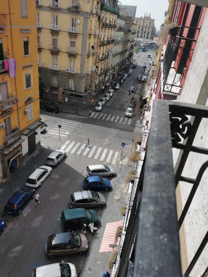 Bed and Breakfast A I R Nacasabella Napoli Екстер'єр фото