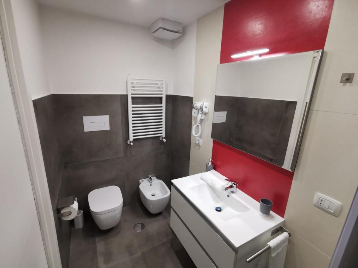 Bed and Breakfast A I R Nacasabella Napoli Екстер'єр фото