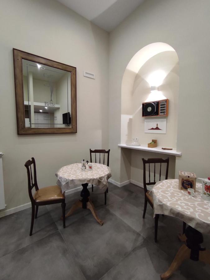 Bed and Breakfast A I R Nacasabella Napoli Екстер'єр фото