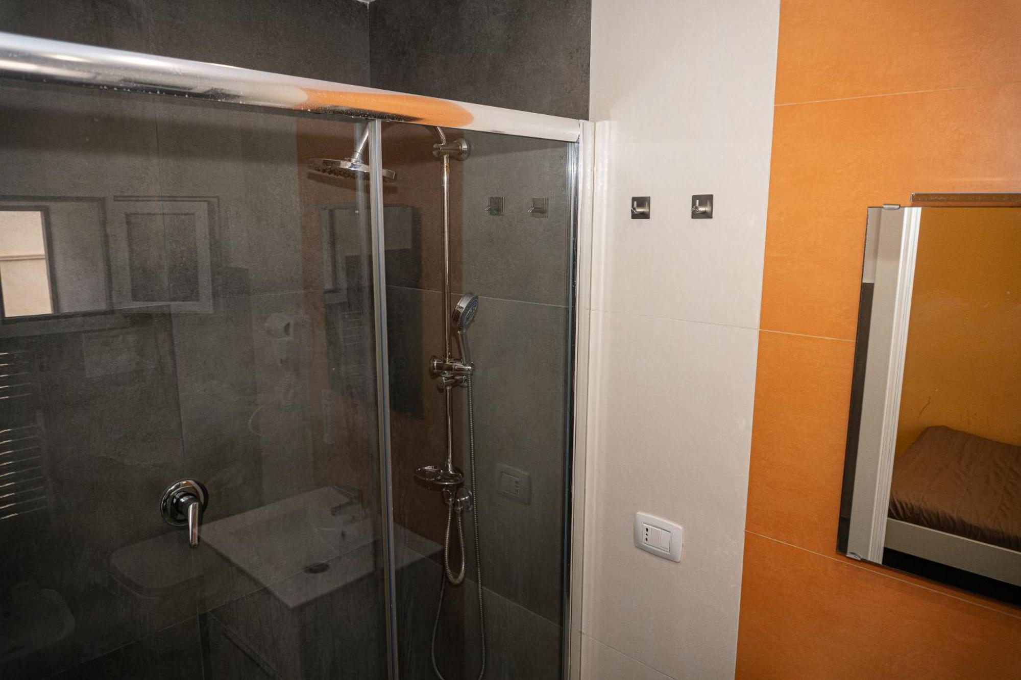 Bed and Breakfast A I R Nacasabella Napoli Екстер'єр фото